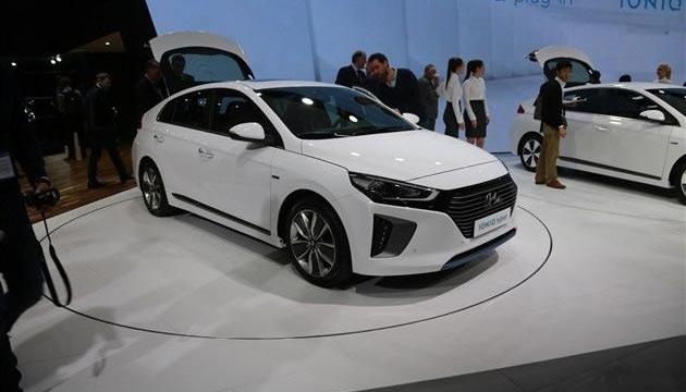 Hyundai, Tesla, Kia, Toyota, Model X