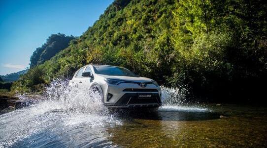 RAV4荣放,奔驰,丰田,牧马人,奇骏